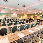 Hotel Leonardo Royal 4*