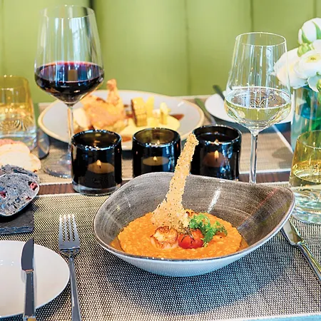 Hotel Leonardo Royal 4*