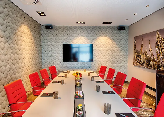 Leonardo Royal Готель 4*