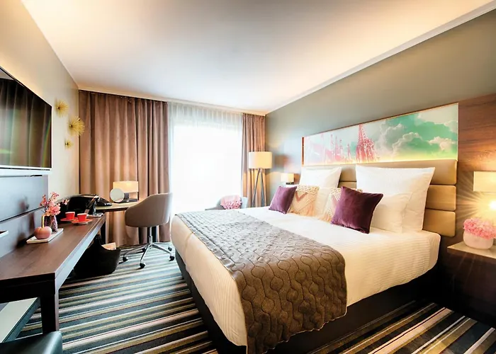 Leonardo Royal أولم