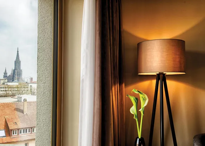 Leonardo Royal أولم